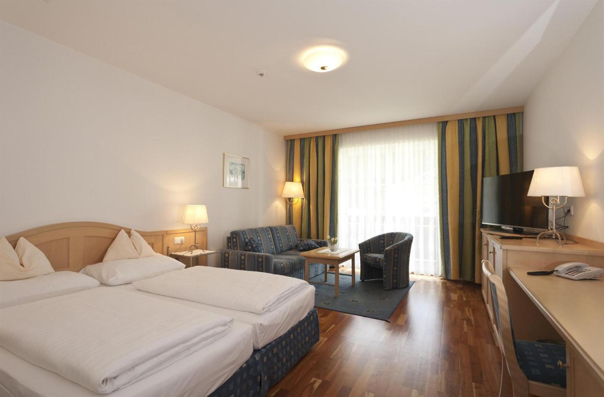 Relax- & Wanderhotel Poppengut Хинтерстодер Экстерьер фото